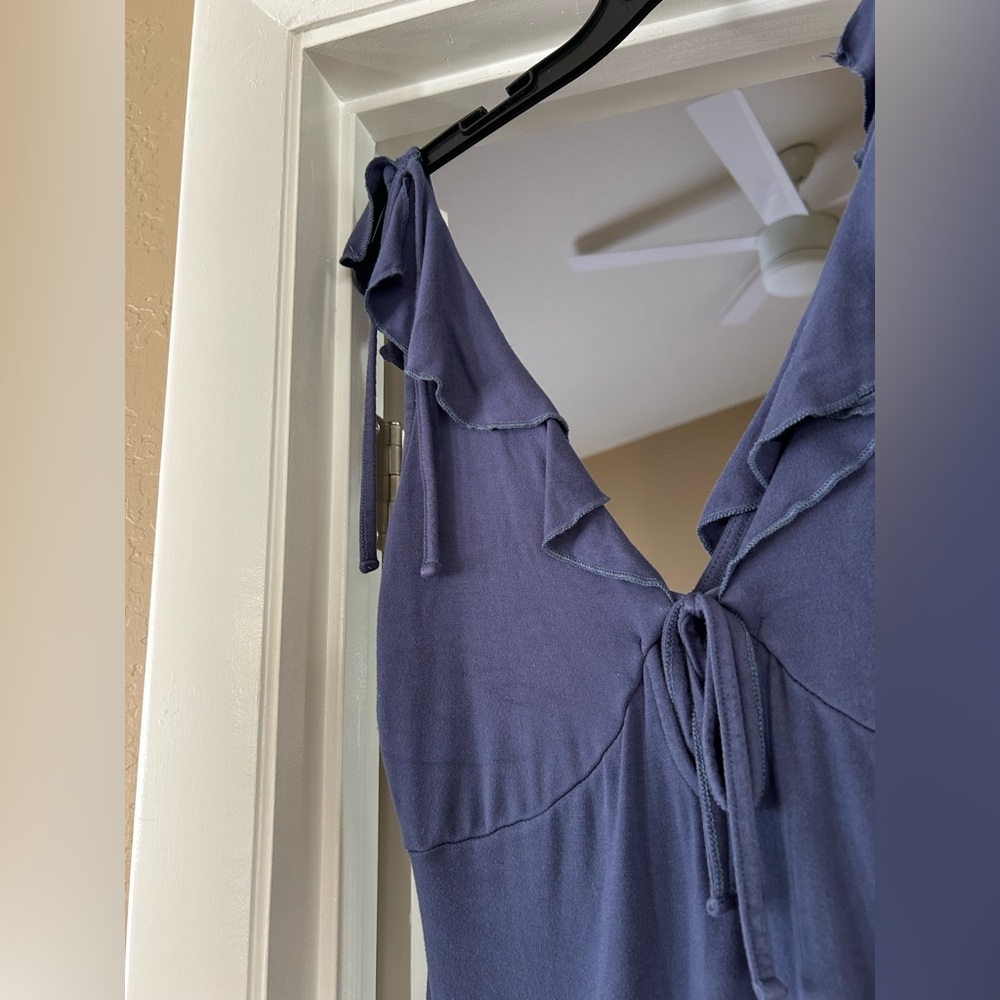 Soft Ruffle stretchy Dress - Picture 2 of 3